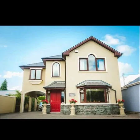 Kayden House Apartment *